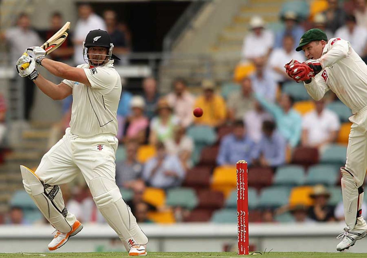 Jesse Ryder cuts, Australia v New Zealand, 1st Test, Brisbane, 1st day, December 1, 2011