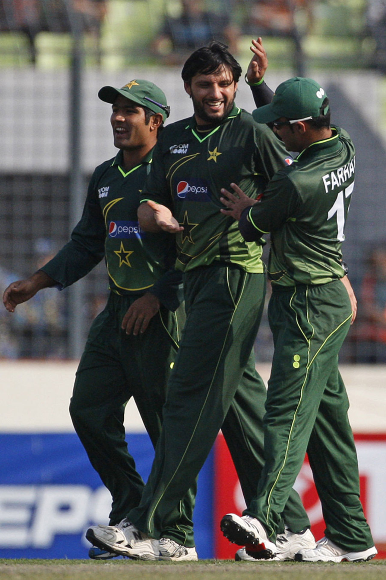 Shahid Afridi claimed his fourth ODI five-for of the year, Bangladesh v Pakistan, 1st ODI, Mirpur, December 1, 2011