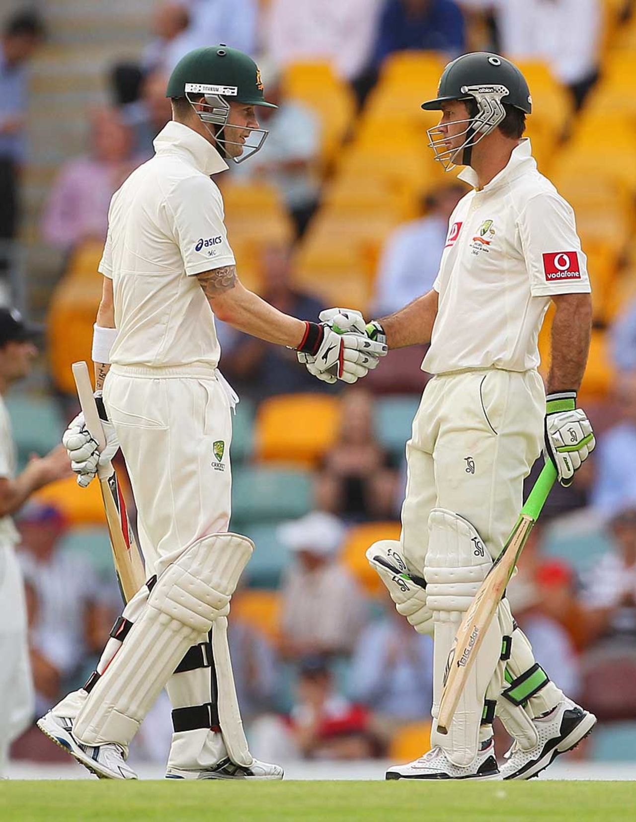 Michael Clarke and Ricky Ponting steadied Australia, Australia v New Zealand, 1st Test, Brisbane, 2nd day, December 2, 2011