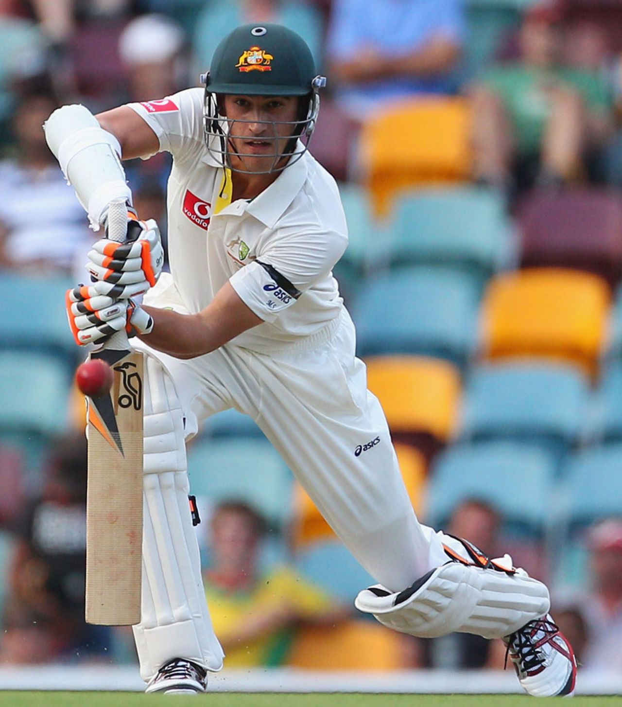 Mitchell Starc shows the full face of the bat, Australia v New Zealand, 1st Test, Brisbane, 3rd day, December 3, 2011