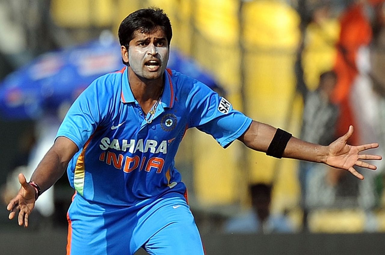 R Vinay Kumar appeals anxiously for the wicket of Lendl Simmons, India v West Indies, 3rd ODI, Ahmedabad, December 5, 2011