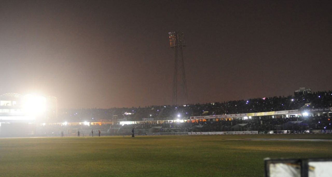 Play was halted when the floodlights failed at the Zahur Ahmed Chowdhury Stadium, Bangladesh v Pakistan, 3rd ODI, Chittagong, December 6, 2011 