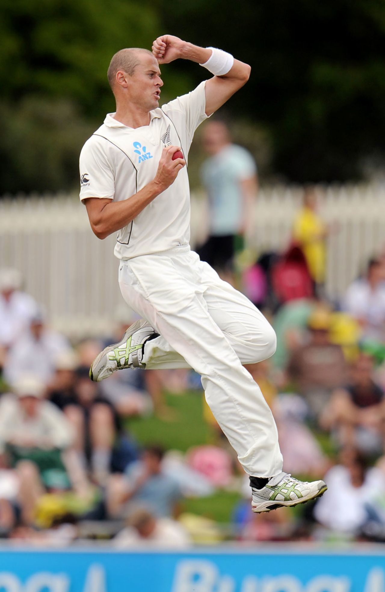 Chris Martin leaps into his delivery stride, Australia v New Zealand, second Test, Hobart, 2nd day, December 10, 2011