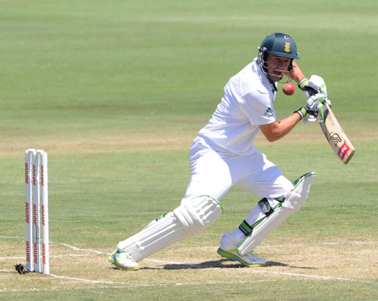 AB de Villiers cracks a shot through the off side, South Africa v Sri Lanka, 1st Test, Centurion, 2nd day, December 16, 2011