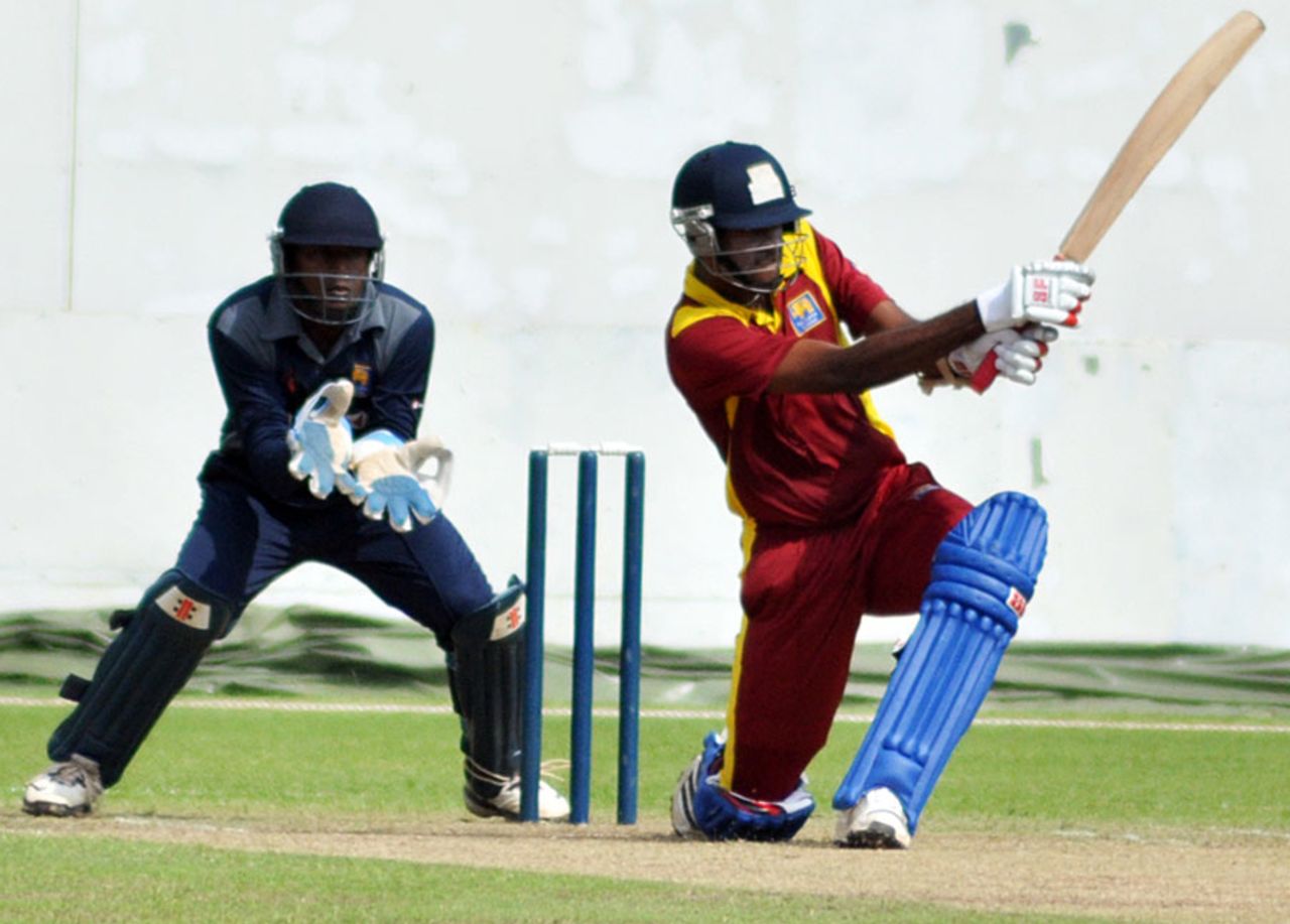 Farveez Maharoof goes on the offensive during his 52, Nondescripts Cricket Club v Sinhalese Sports Club, Premier Limited Over Tournament Tier A, Final, P Sara Oval, December 17, 2011