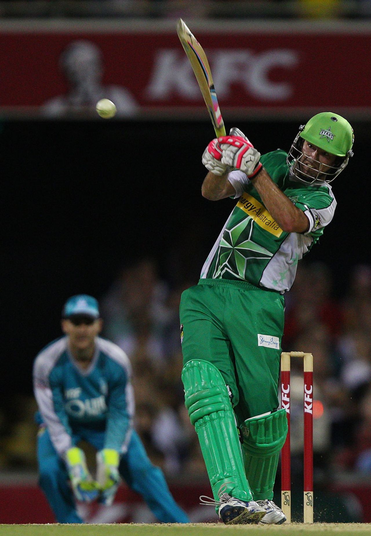 Robert Quiney hits out on his way to 97, Brisbane Heat v Melbourne Stars, BBL, Brisbane, December 20, 2011