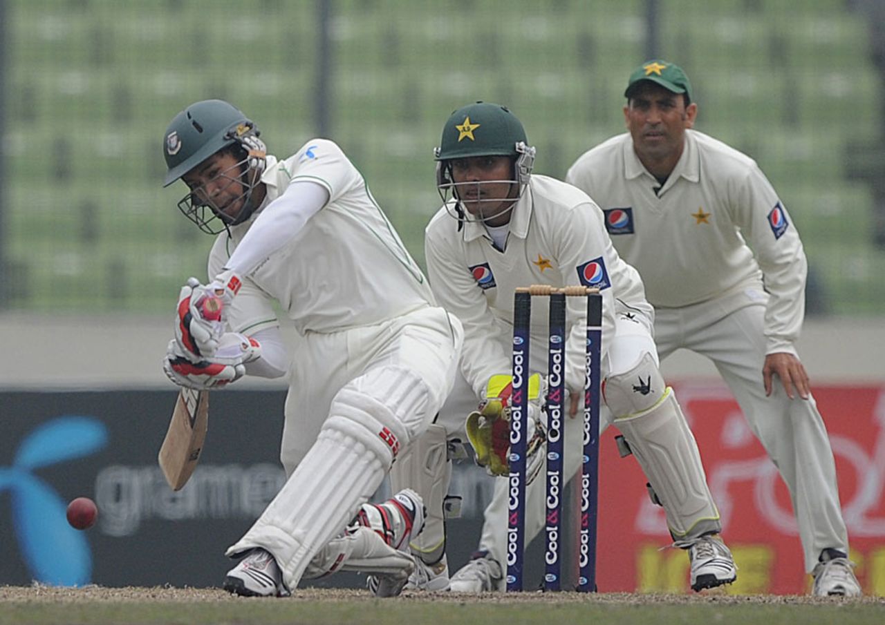 Mushfiqur Rahim shapes to play a powerful shot, Bangladesh v Pakistan, 2nd Test, Mirpur, 5th day, December 21, 2011 