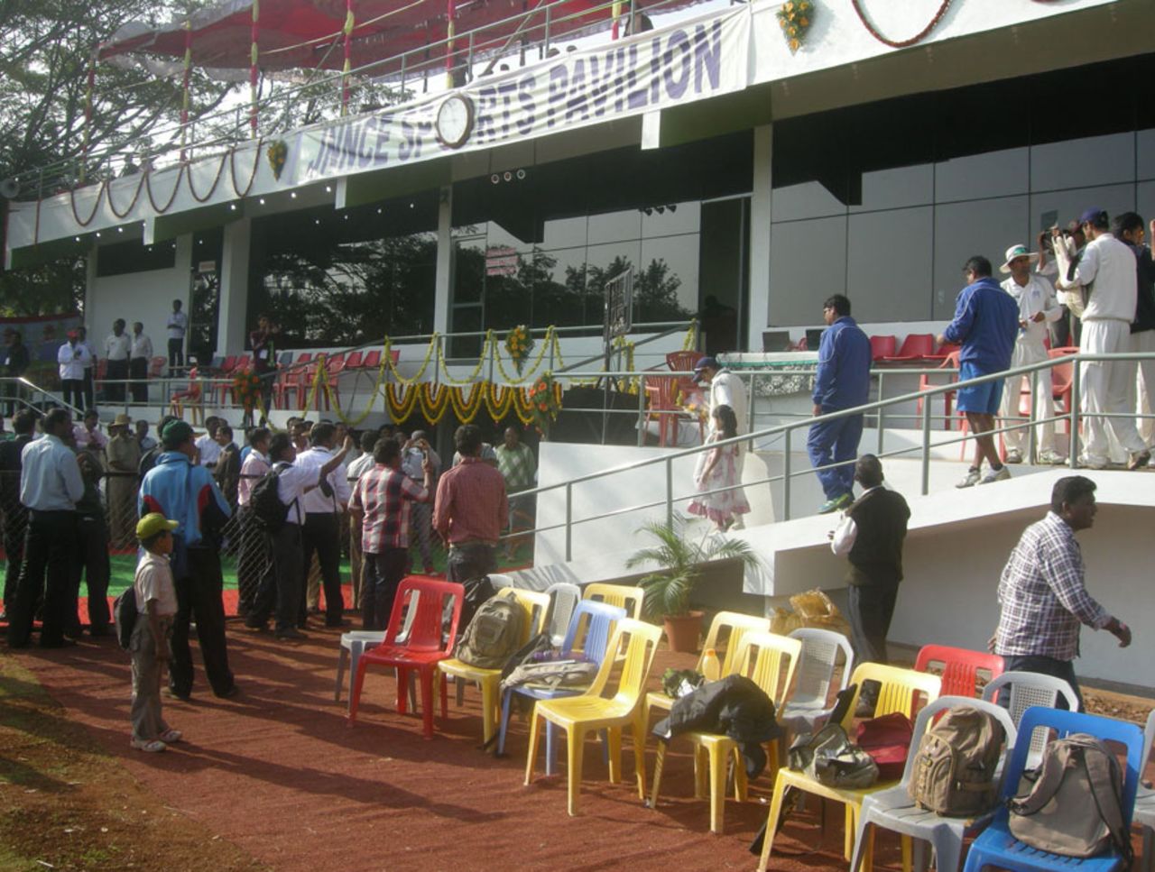 Suresh Raina leads the UP team out of Shimoga's newly inaugurated pavilion, Karnataka v Uttar Pradesh, Ranji Trophy, Shimoga, December 21, 2011