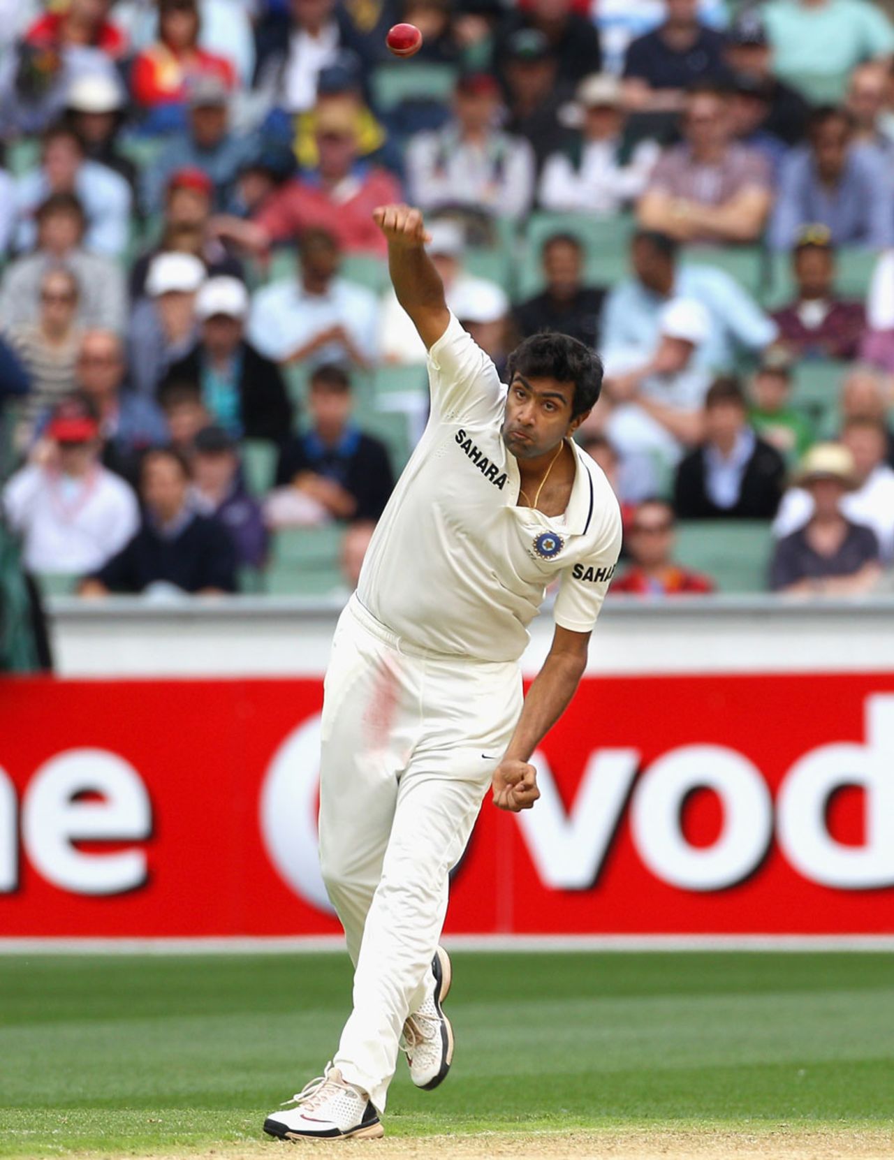 R Ashwin has a bowl in his first Test on Australian soil, Australia v India, 1st Test, Melbourne, 1st day, December 26, 2011