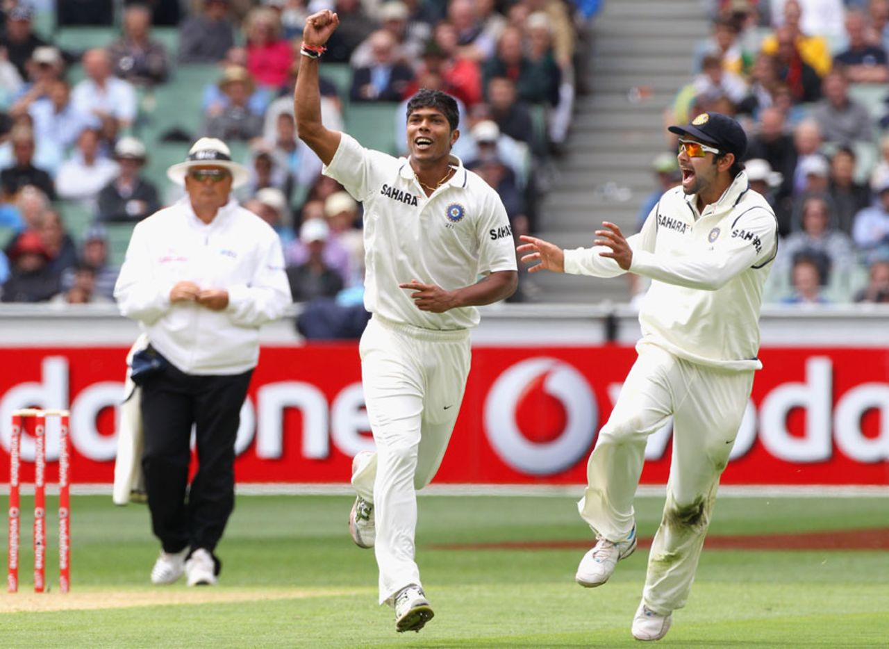 Umesh Yadav claimed the wicket of Ricky Ponting, Australia v India, 1st Test, Melbourne, 1st day, December 26, 2011