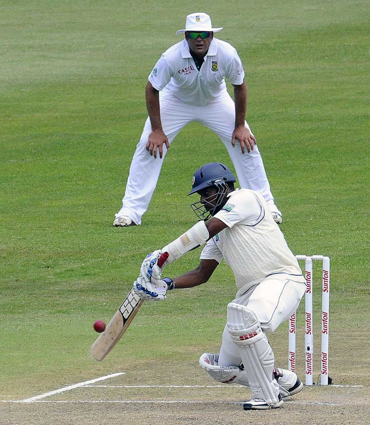 Thilan Samaraweera prepares to crack one, South Africa v Sri Lanka, 2nd Test, Durban, 3rd day, December 28, 2011