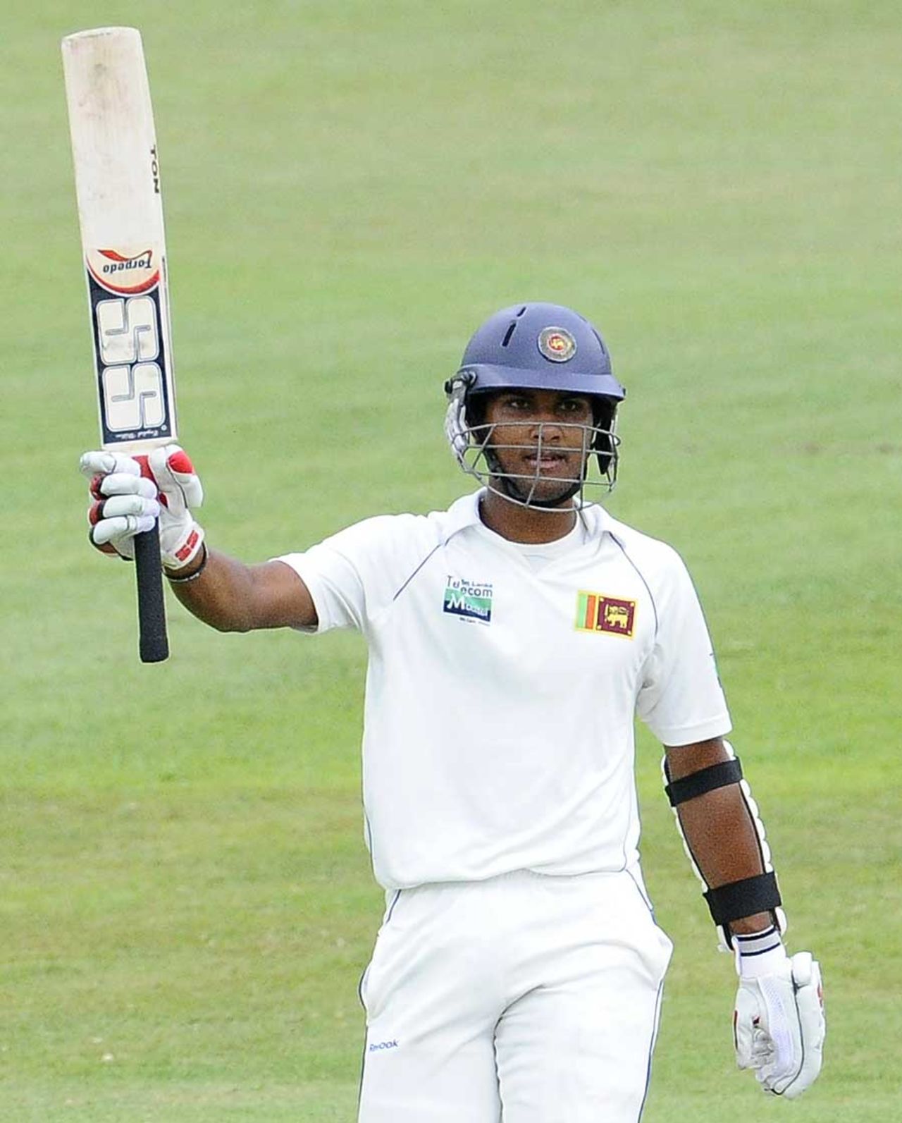 Dinesh Chandimal celebrates his second half-century of the match, South Africa v Sri Lanka, 2nd Test, Durban, 3rd day, December 28, 2011