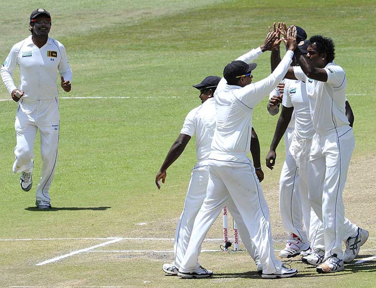 Dilhara Fernando celebrates the fall of Graeme Smith, South Africa v Sri Lanka, 2nd Test, Durban, 4th day, December 29, 2011