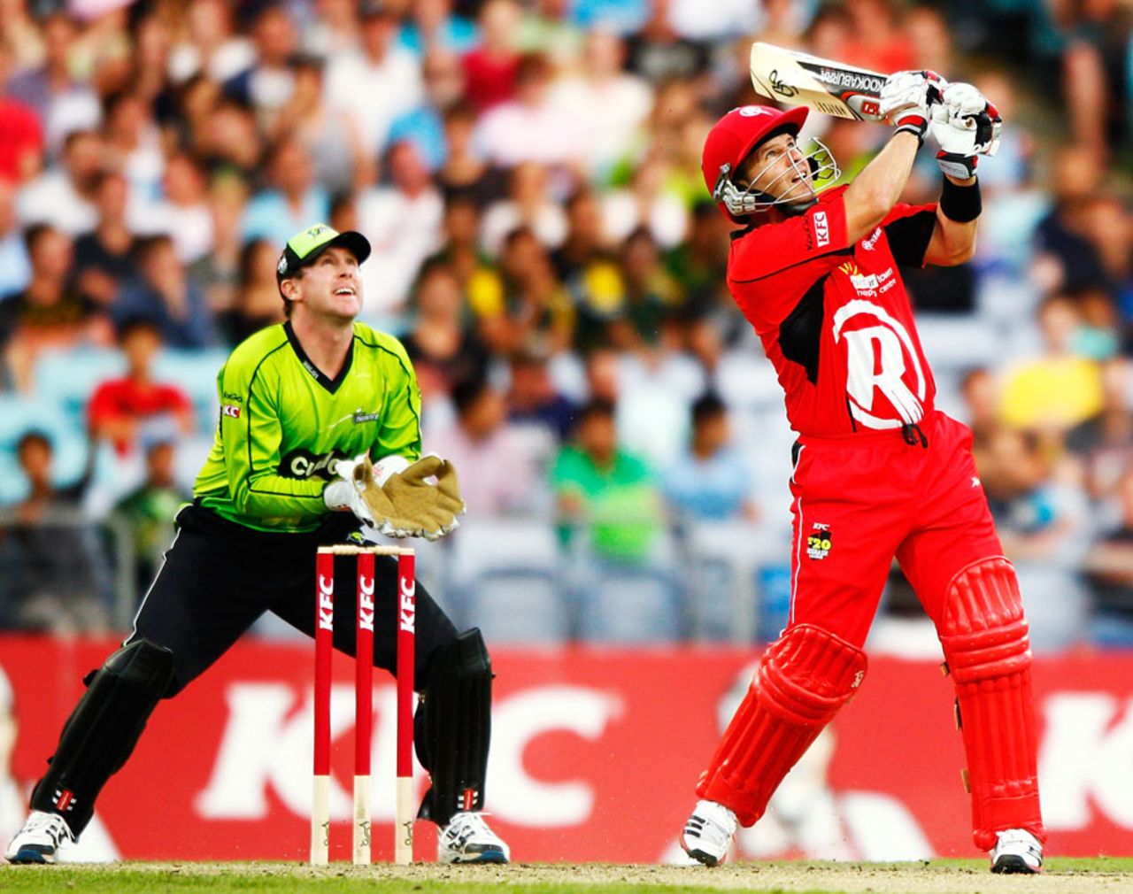 Brad Hodge launches one into the leg side, Sydney Thunder v Melbourne Renegades, BBL 2011-12, Sydney, December 30, 2011