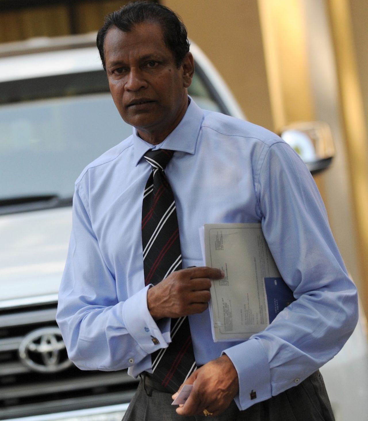 Mohan de Silva was one of the candidates for SLC vice-president, Colombo, January 3, 2011