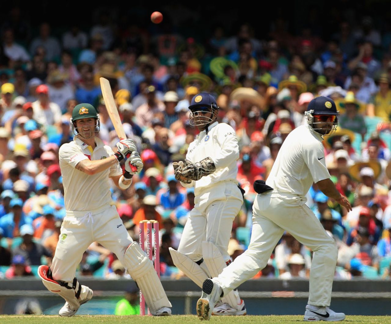 Michael Clarke pulls in the air, Australia v India, 2nd Test, Sydney, 2nd day, January 4, 2012