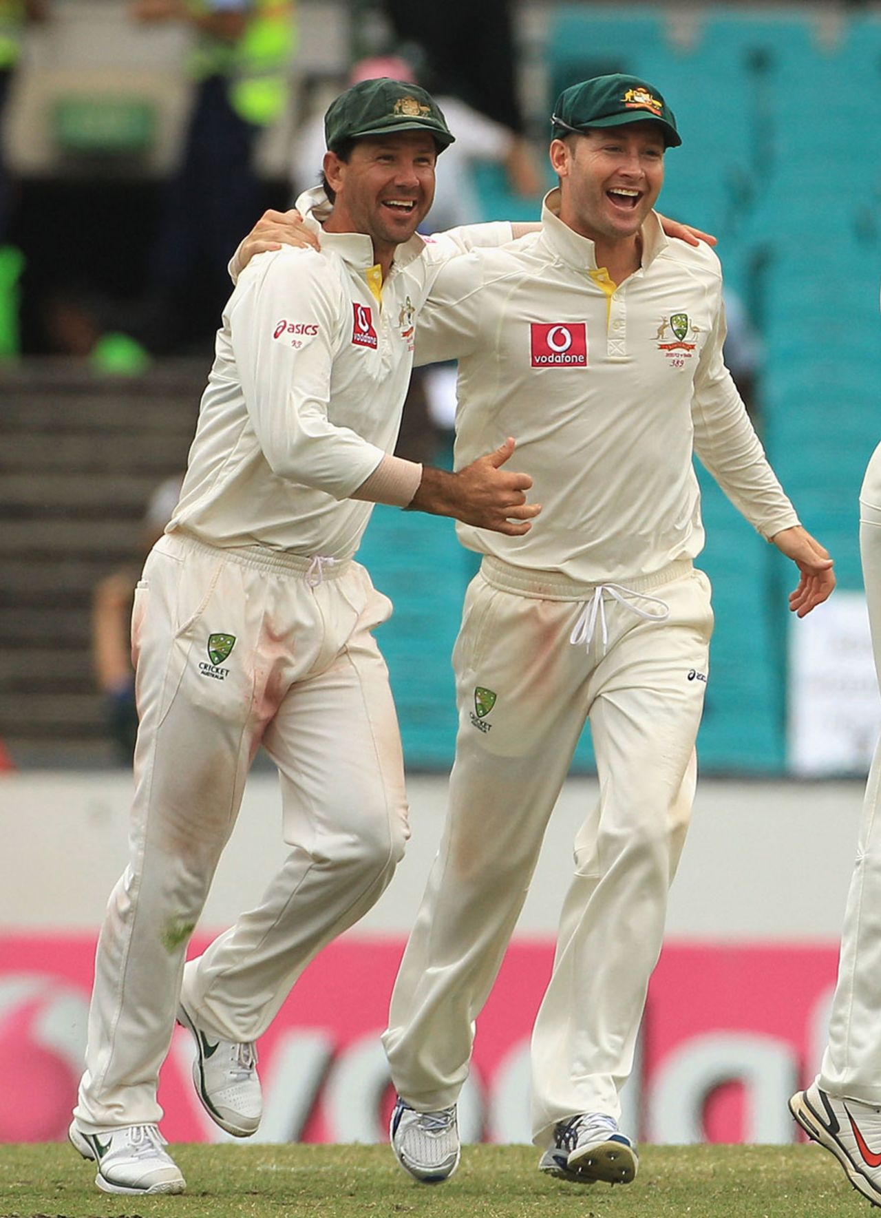 Ricky Ponting and Michael Clarke celebrate winning the New Year's Test, Australia v India, 2nd Test, Sydney, 4th day, January 6, 2012