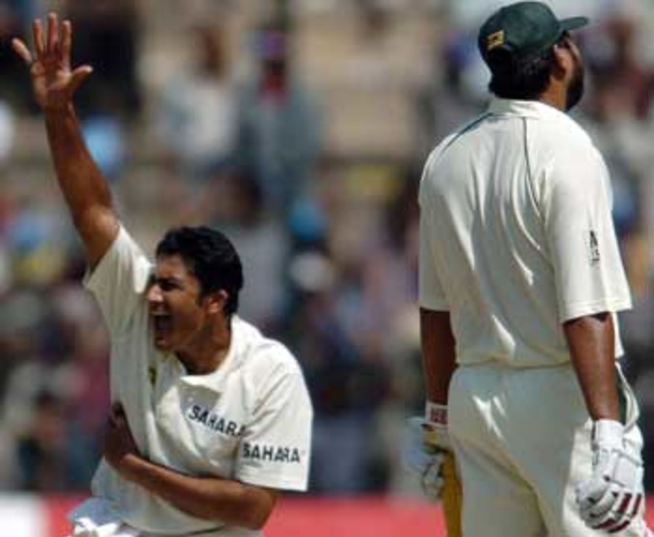 India's bowlers were made to work hard, but with little joy, India v Pakistan, 3rd Test, Bangalore, 1st day, March 24, 2005