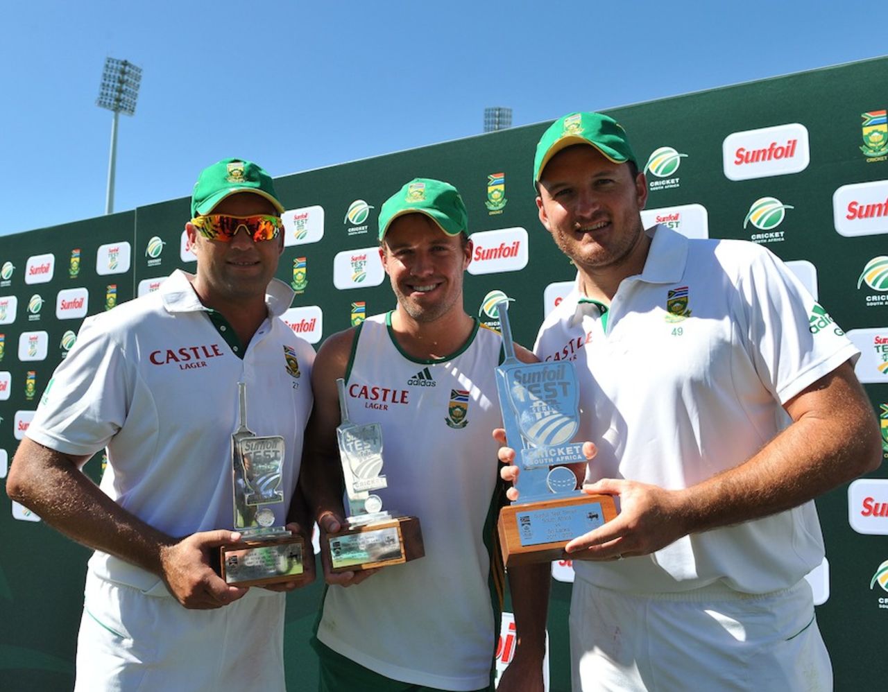 Jacques Kallis, AB de Villiers and Graeme Smith with their trophies, South Africa v Sri Lanka, 3rd Test, Cape Town, January, 6, 2012