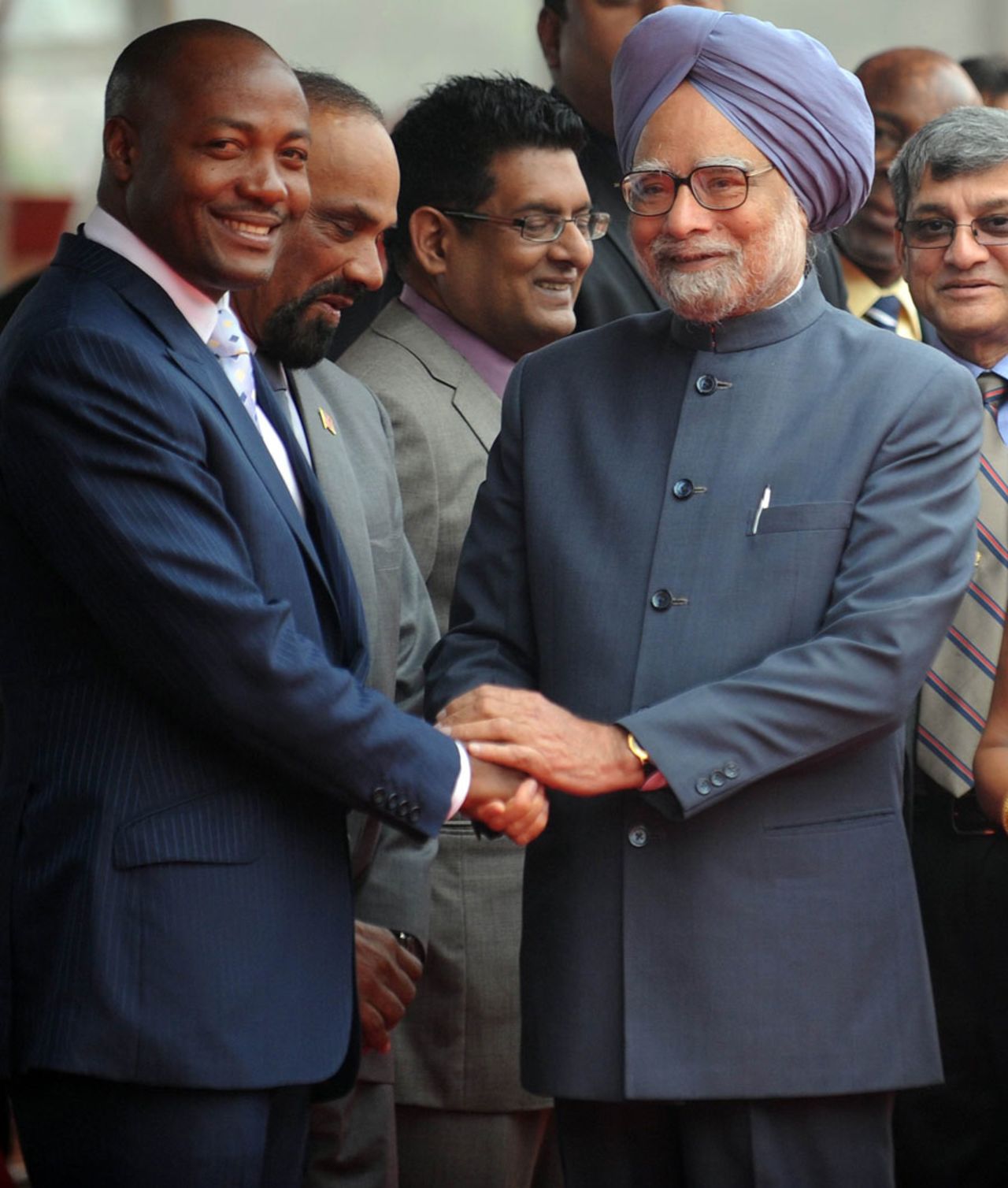Brian Lara meets Indian prime minister Manmohan Singh at the closing ceremony of the Overseas Indian Congress, Jaipur, January 9, 2012