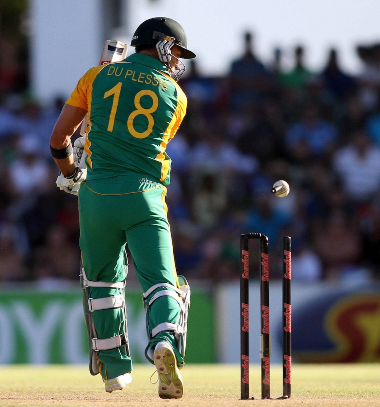 Faf du Plessis was bowled by Lasith Malinga, South Africa v Sri Lanka, 1st ODI, Paarl, January 11, 2012