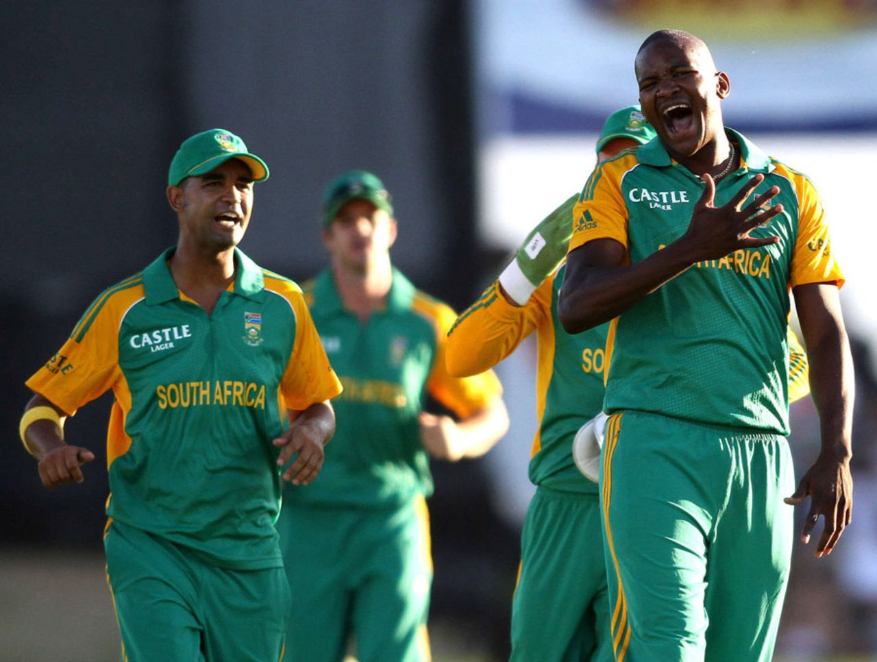 Lonwabo Tsotsobe made a strong return to the South African side, South Africa v Sri Lanka, 1st ODI, Paarl, January 11, 2012