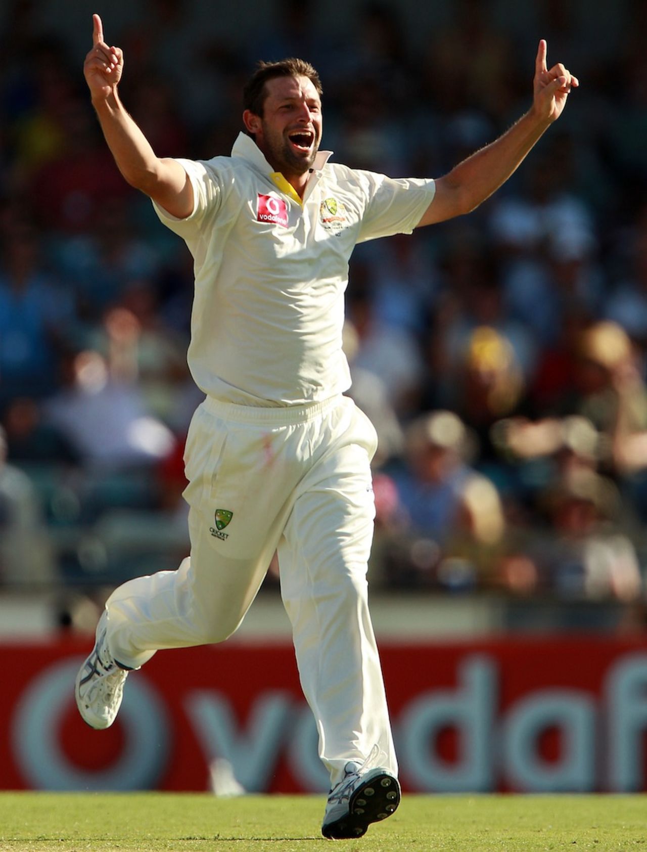 Ben Hilfenhaus had VVS Laxman caught in the slips, Australia v India, 3rd Test, Perth, 2nd day, January 14, 2012