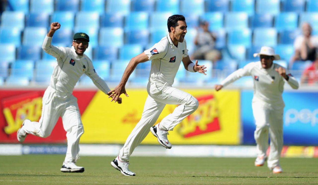 Umar Gul thrilled to have dismissed Kevin Pietersen, Pakistan v England, 1st Test, Dubai, 3rd day, January 19, 2012