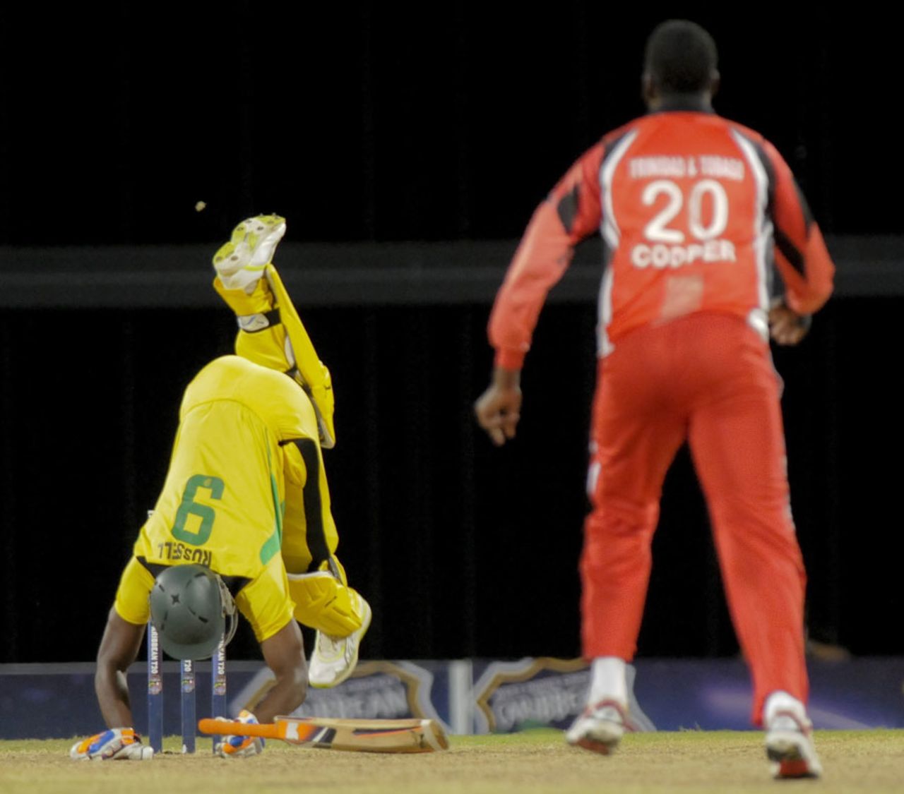 Andre Russell gets in a tangle facing Kevon Cooper, Jamaica v Trinidad & Tobago, final, Caribbean T20 2011-12, Bridgetown, January 22, 2012