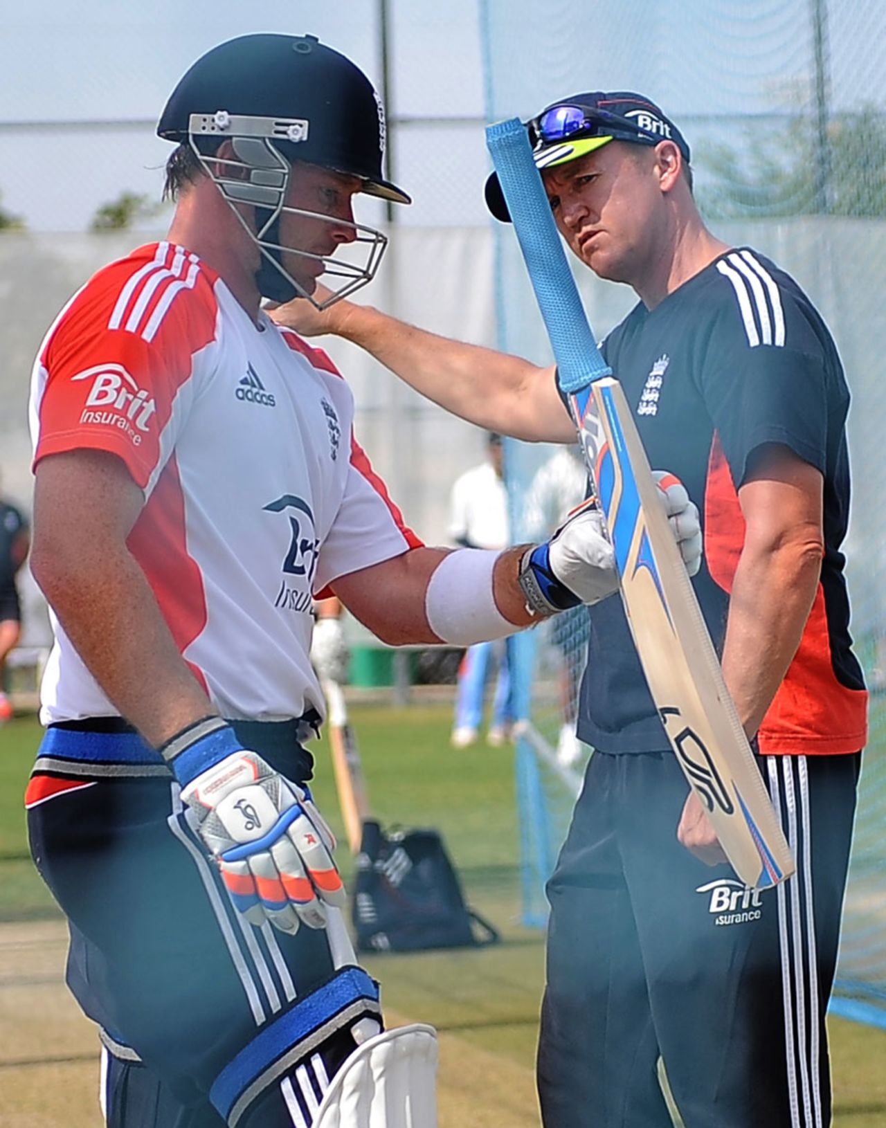 Ian Bell gets some tips from Andy Flower, Dubai, January 31, 2012