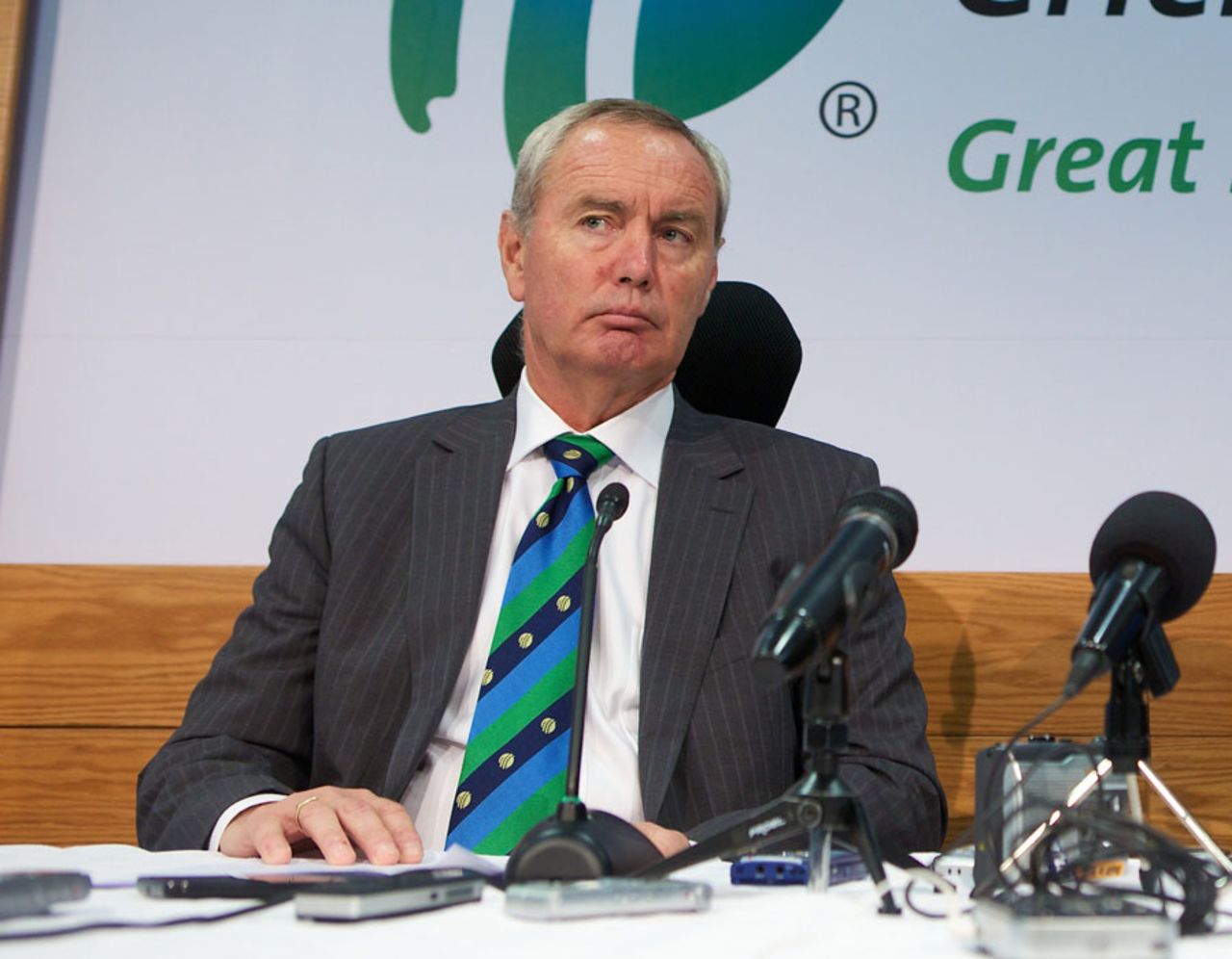 Alan Isaac fields questions from the media, Dubai, February 1, 2012