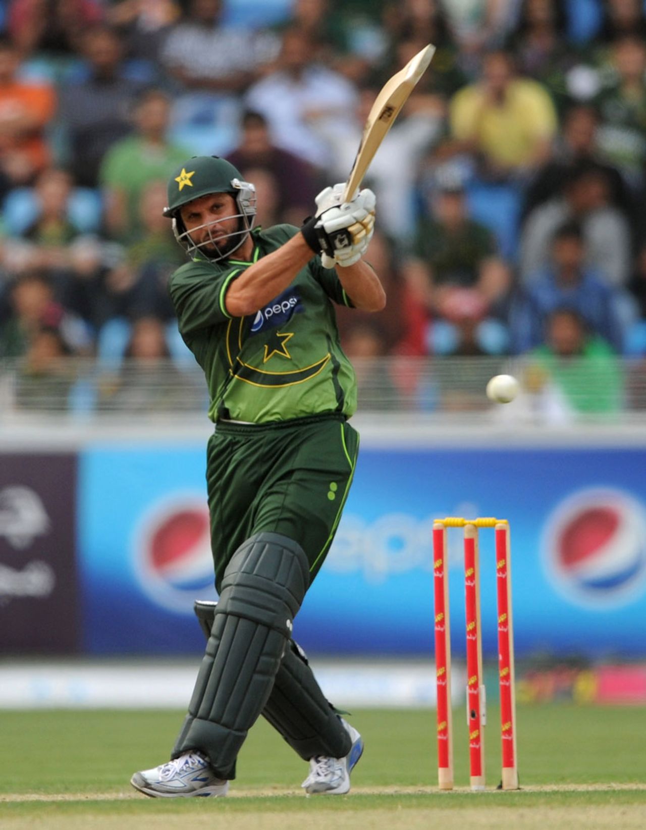 Shahid Afridi played a controlled innings, Pakistan v England, 3rd ODI, Dubai, February, 18, 2012