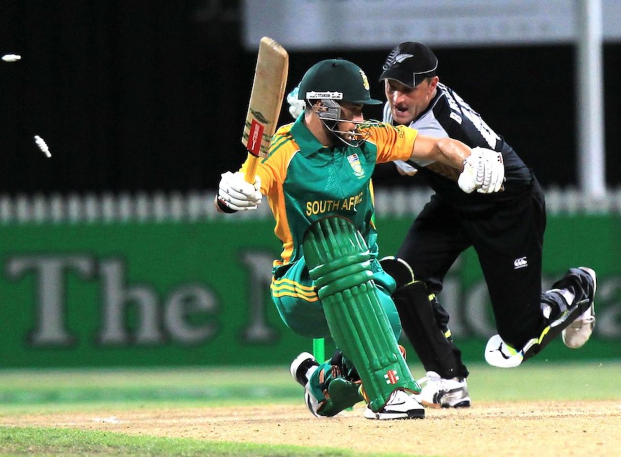 Brendon McCullum stumps Wayne Parnell, New Zealand v South Africa, 2nd Twenty20 international, Hamilton, February 19, 2012