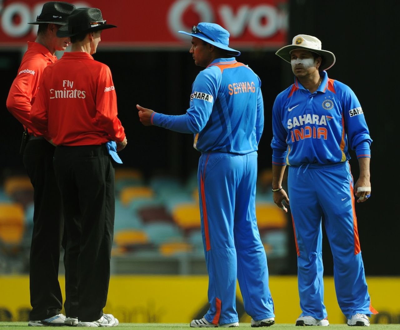 Virender Sehwag withdrew R Ashwin's appeal for a run-out against Lahiru Thirimanne, who was backing up too far at the non-striker's end before the bowler delivered the ball, India v Sri Lanka, CB Series, Brisbane, February 21, 2012
