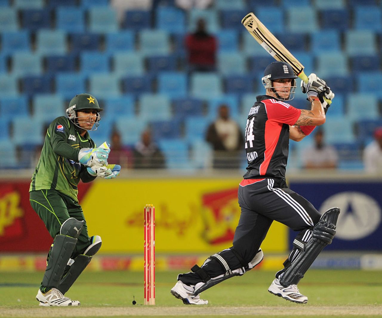 Kevin Pietersen stood tall in England's run chase, Pakistan v England, 4th ODI, Dubai, February 21, 2012
