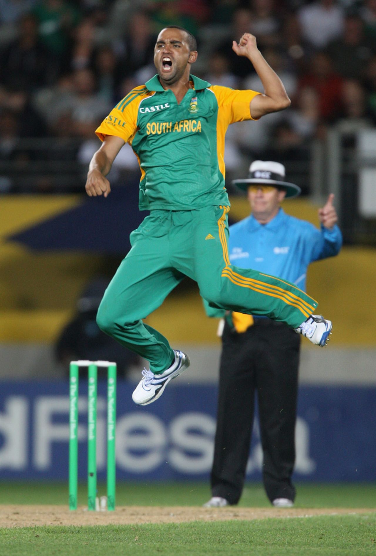 Robin Peterson leaps after dismissing Brendon McCullum, New Zealand v South Africa, 3rd Twenty20, Auckland, February 22, 2012