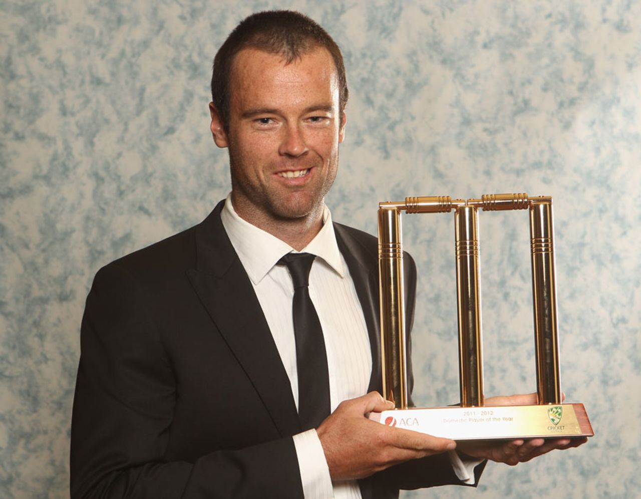 Rob Quiney with the domestic player of the year trophy at the 2012 Allan Border Medal Awards, Melbourne, February 27, 2012