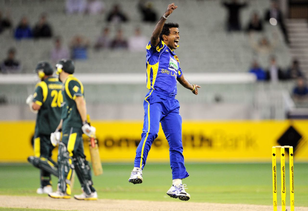 Nuwan Kulasekara jumps for joy after Sri Lanka qualify, Australia v Sri Lanka, CB series, Melbourne, March 2, 2012