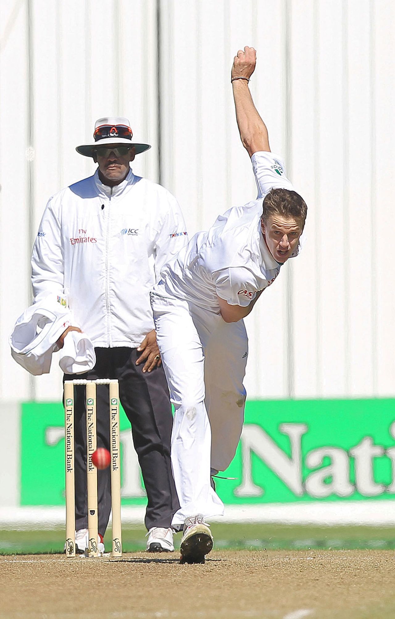 Morne Morkel bowled testing spells, New Zealand v South Africa, 1st Test, Dunedin, 2nd day, March 8, 2012