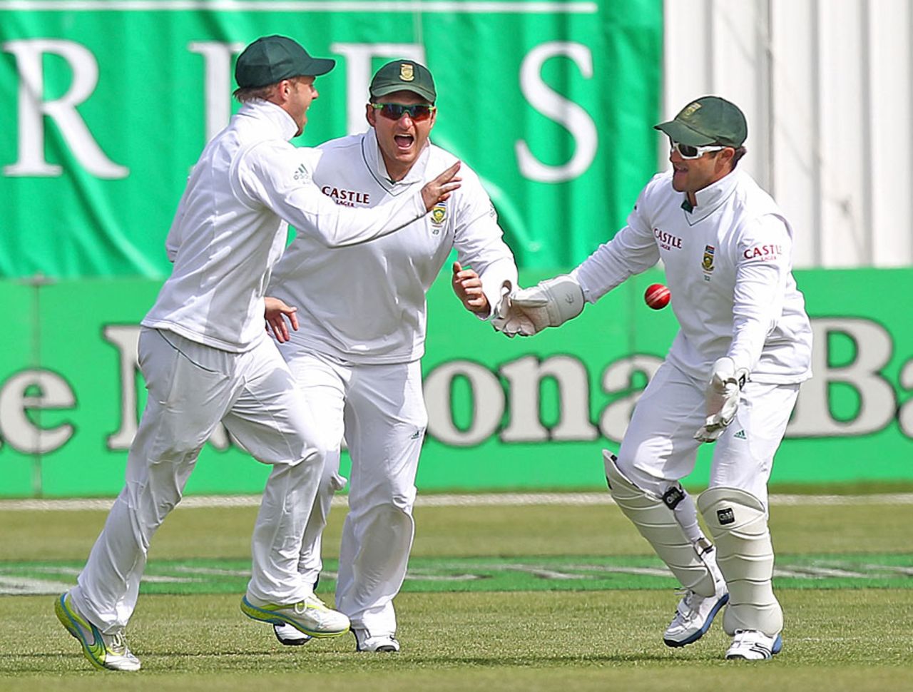 South Africa strike with an early wicket, New Zealand v South Africa, 1st Test, Dunedin, 4th day, March 10, 2012