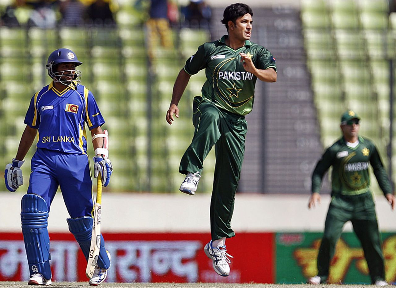 Aizaz Cheema watches as Mahela Jayawardene offers a catch to the off side, Pakistan v Sri Lanka, Asia Cup, Mirpur, March 15, 2012