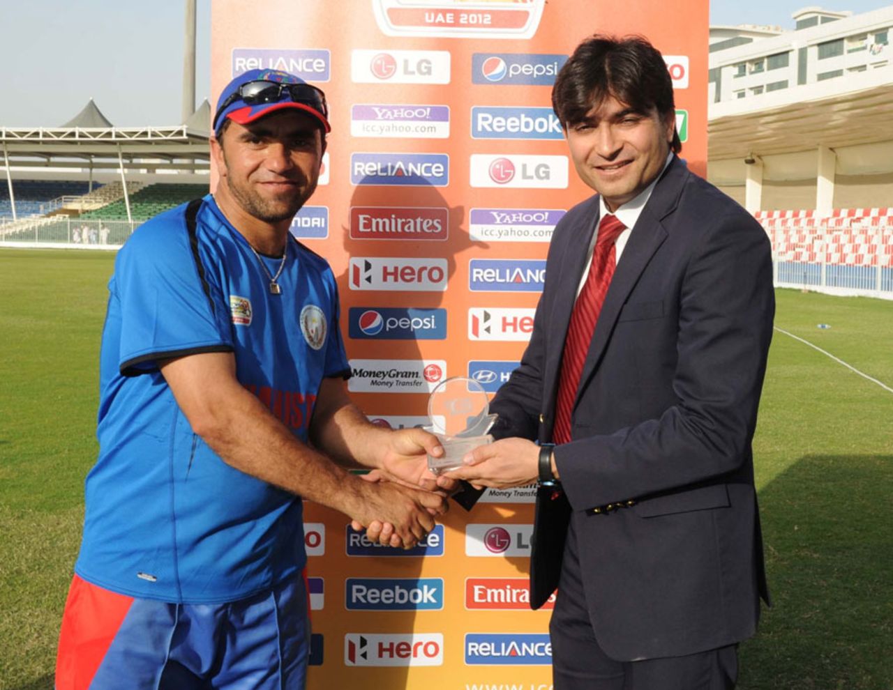 Karim Sadiq receives his Man of the Match award, Afghanistan v Nepal, ICC World Twenty20 Qualifier, Sharjah, March 16, 2012