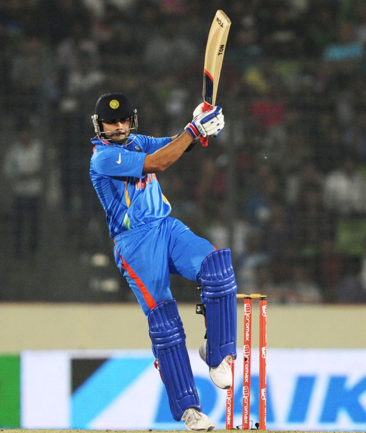 Virat Kohli swivels into a pull, India v Pakistan, Asia Cup, Mirpur, March 18, 2012