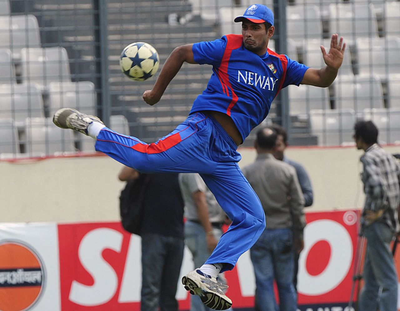 Mahmudullah warms up with a game of football, Mirpur, March 19, 2012