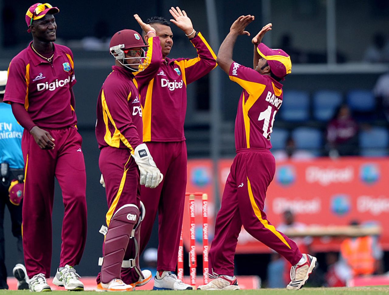 West Indies celebrate their first breakthrough, West Indies v Australia, 5th ODI, Gros Islet, March 25, 2012