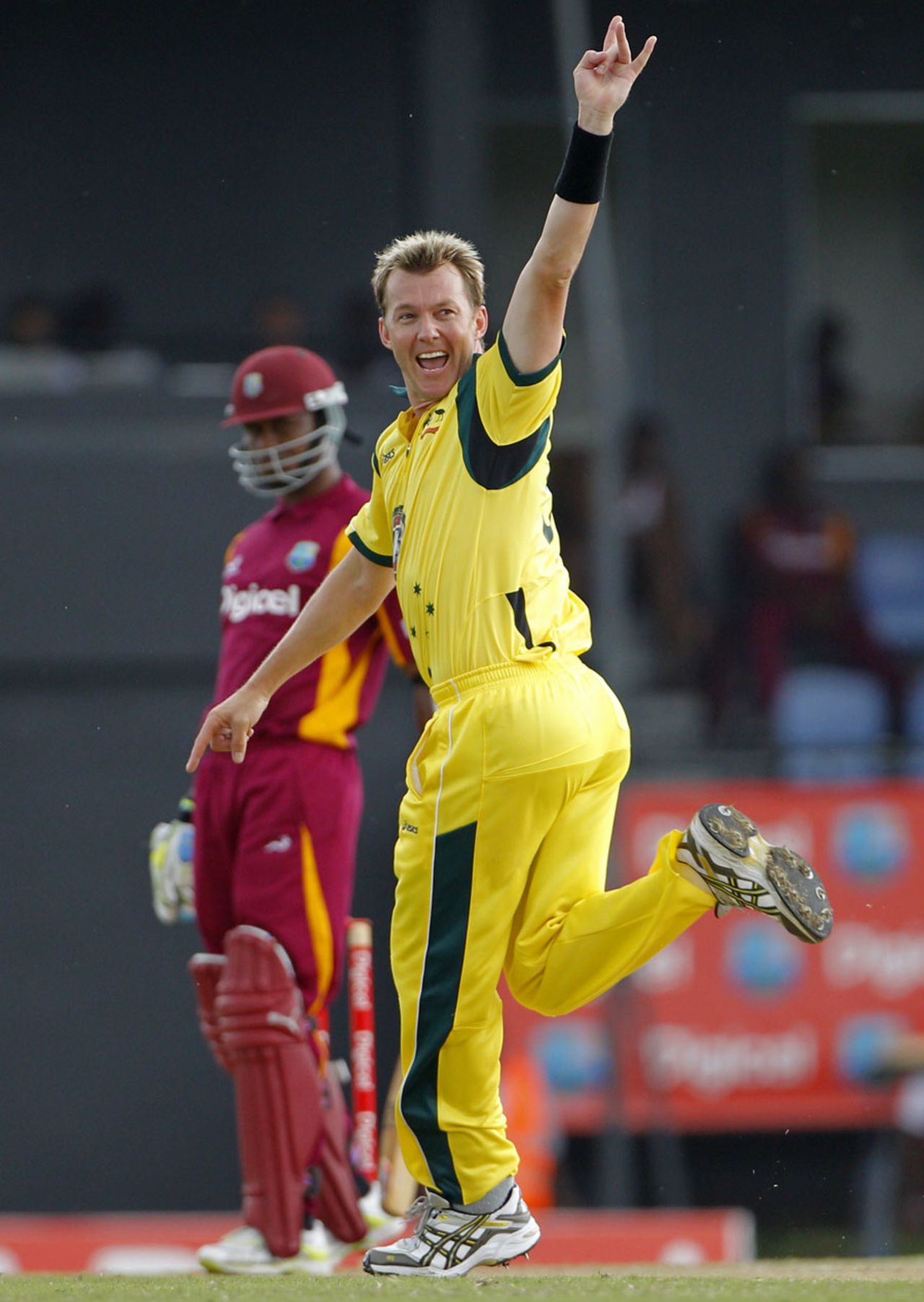 Brett Lee celebrates after removing Marlon Samuels, West Indies v Australia, 5th ODI, Gros Islet, March 25, 2012