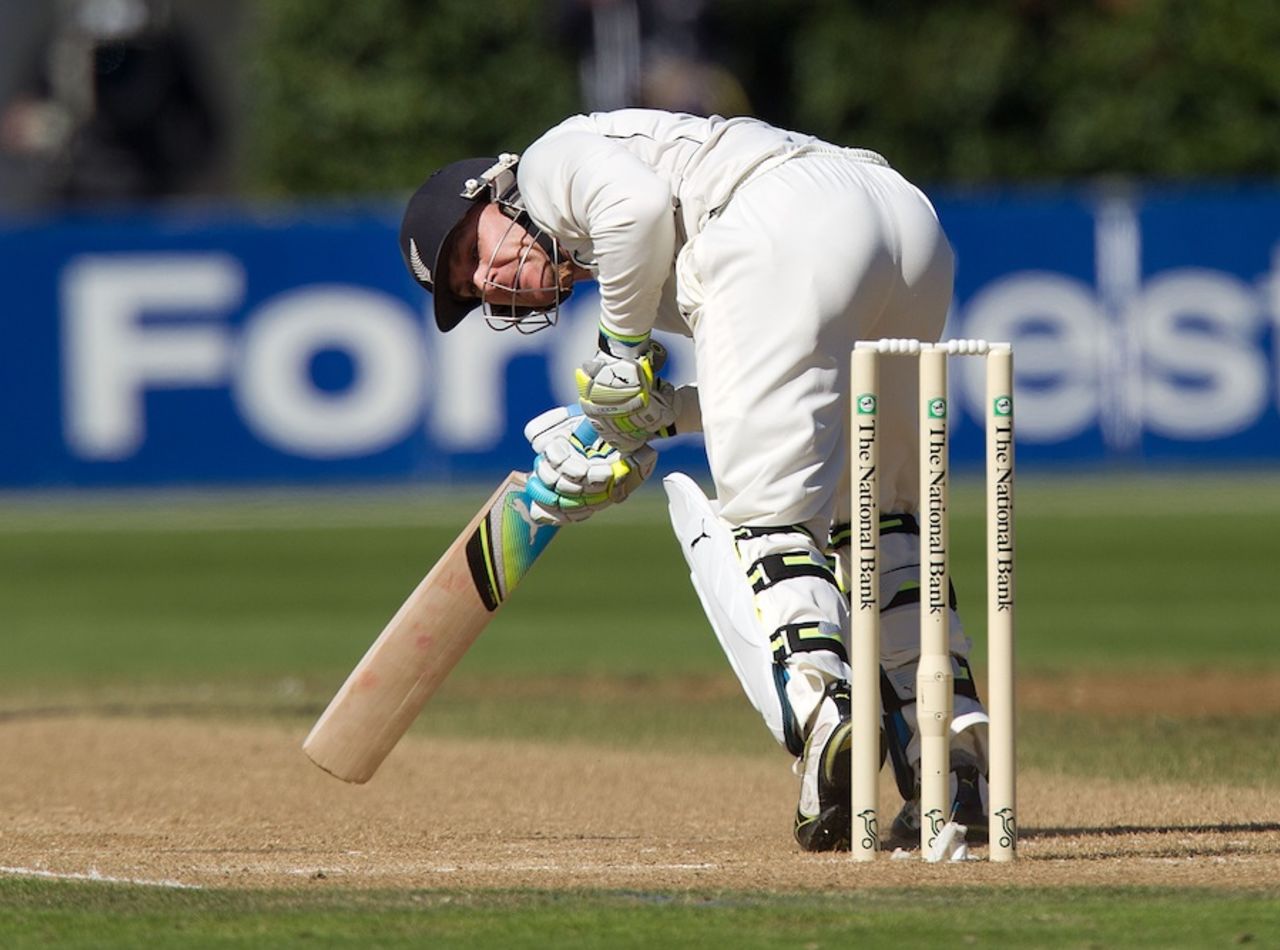 Brendon McCullum was lbw for a duck, New Zealand v South Africa, 3rd Test, Wellington, 5th day, March 27, 2012