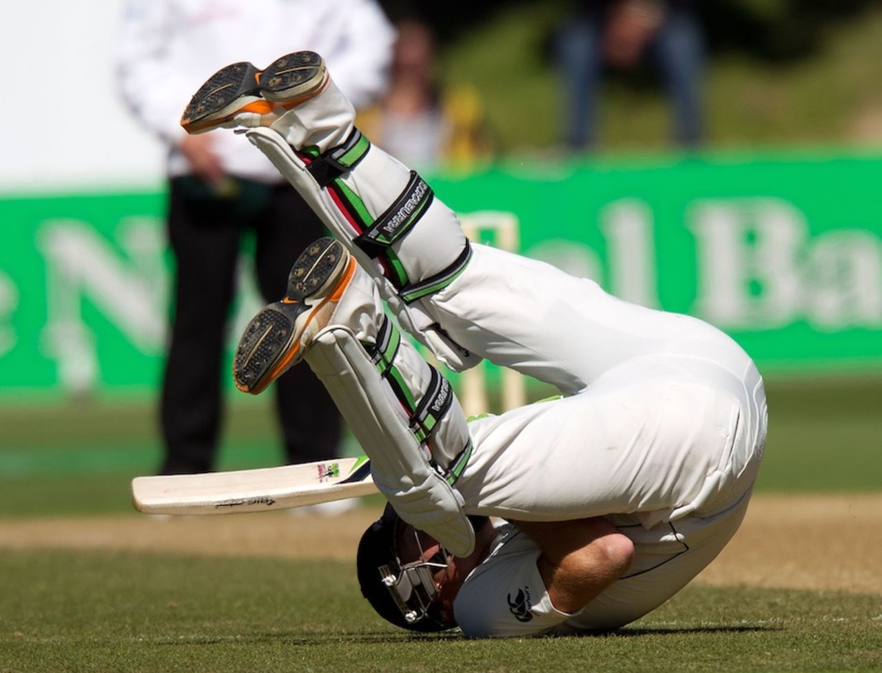 Martin Guptill is floored by a bouncer, New Zealand v South Africa, 3rd Test, Wellington, 5th day, March 27, 2012