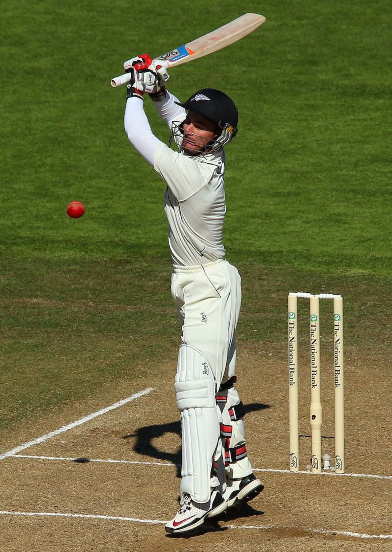 Kruger van Wyk lets a short ball go, New Zealand v South Africa, 3rd Test, Wellington, 5th day, March 27, 2012