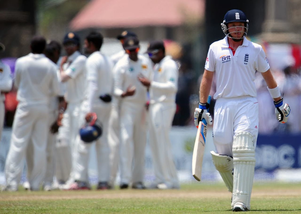 Ian Bell walks off after being trapped lbw, Sri Lanka v England, 1st Test, Galle, 4th day, March 29, 2012